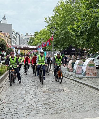 Trabzon'da Yeşilay Bisiklet Turu Yoğun Katılımla Yapıldı