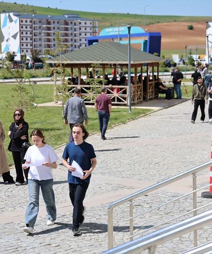 Trabzon’da Binlerce Aday TYT’ye Girdi