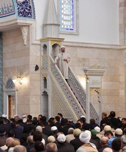 17 Temmuz Cuma Hutbesinin Konusu Kur’an-ı Kerim
