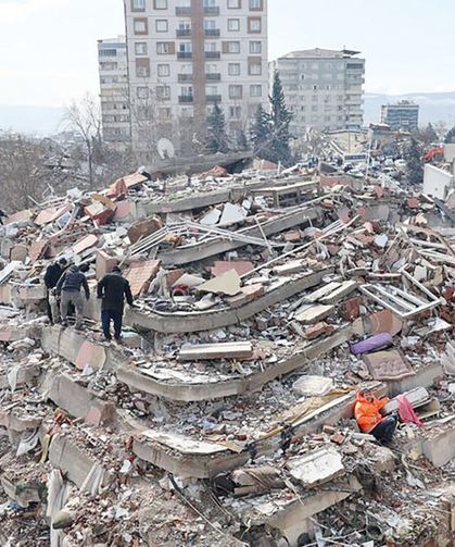 17 Ağustos Depreminin Üzerinden 27 Yıl Geçti