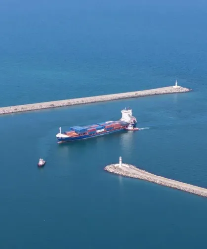 Karadeniz'de Dron Riski Trabzon Limanı'nı Tehdit Ediyor