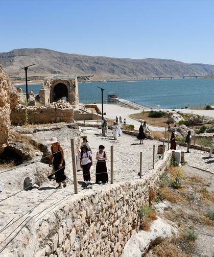 Trabzonlu Gençler Hasankeyf'te Tarihle Buluştu