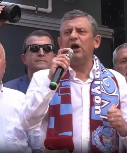 Özgür Özel’den Trabzon’da Tarih Hatası