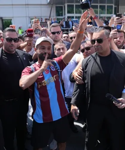 Muçi'den Salah İçin Büyük Jest