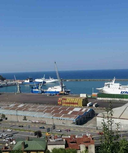 Drone Saldırısı Sonrası Gemi Trabzon Limanı'nda