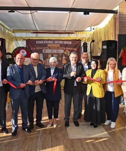Trabzon’da “Atsan Atılmaz, Satsan Satılır” Pazarı Açıldı