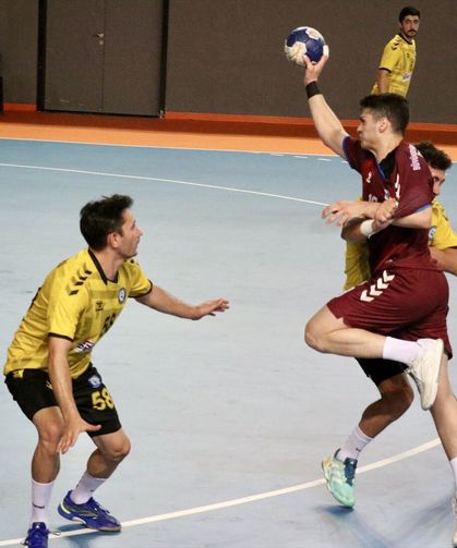 Trabzon Hentbolda Beykoz’u 39-37 Mağlup Etti