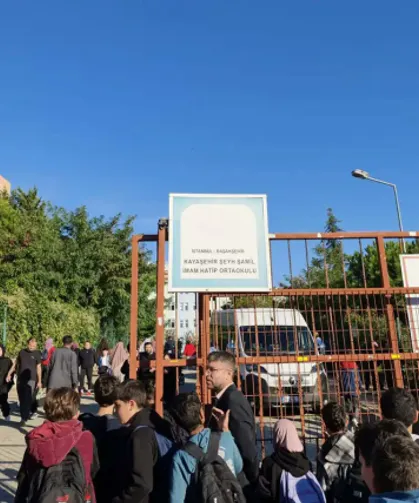 İstanbul'da Okulda Saldırı: 8 Öğrenci Yaralandı