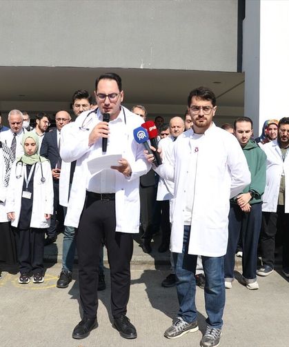 Trabzon’da Sağlıkçılardan Gazze İçin Çağrı
