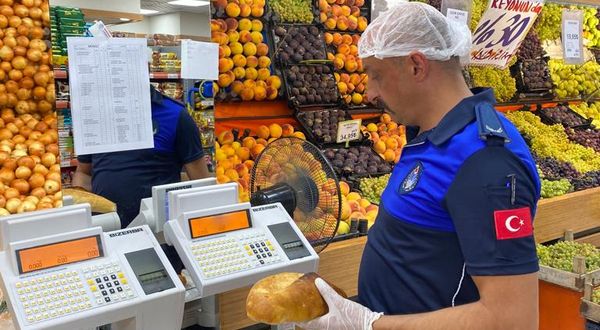 Tokat Belediyesi zabıta ekipleri ekmek gramajı denetimi yaptı