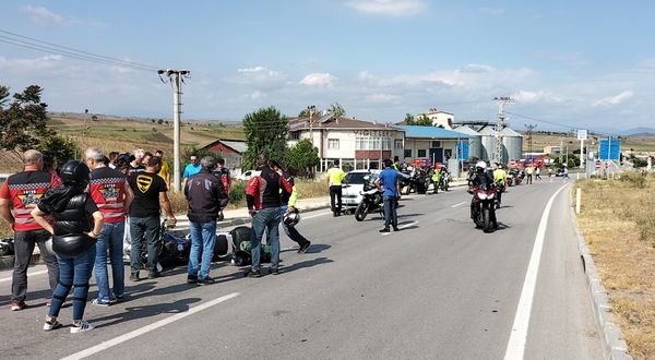 Samsun'da motosiklet kazasında karı koca yaralandı