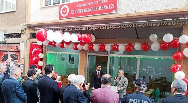 Trabzon Diyanet Gençlik Merkezi Hizmete Girdi