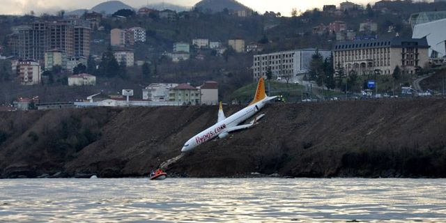 Trabzon Havalimanı'na iniş yaparken pistten çıkmıştı! Uçağın pilotu kusuru DHMİ'de buldu!
