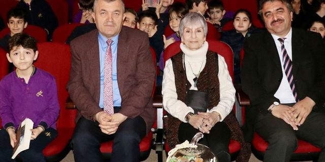 Mehmet Akif Ersoy'un torunu Trabzon ziyaretinde