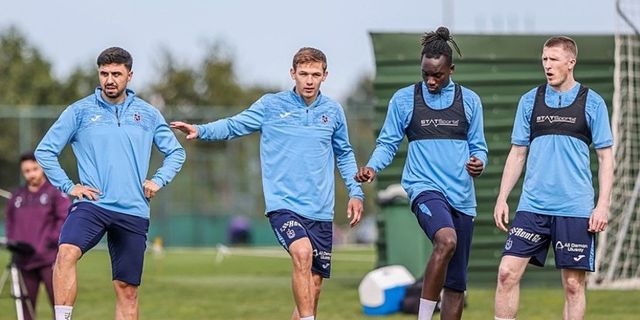 Trabzonspor’da İstikrar Arayışı: 2024-25 Sezonunda Aynı 11 Sahaya Hiç Çıkmadı