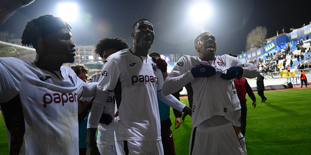 Onuachu ve Augusto’dan Deplasmanda 19 Gollük Katkı