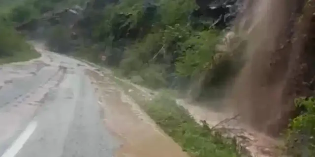 Trabzon - Bayburt Karayolunda Sel Alarmı
