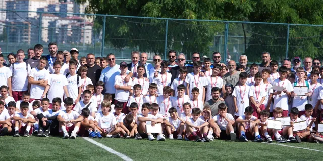 Trabzonspor Yaz Kampı Ödül Töreniyle Sona Erdi
