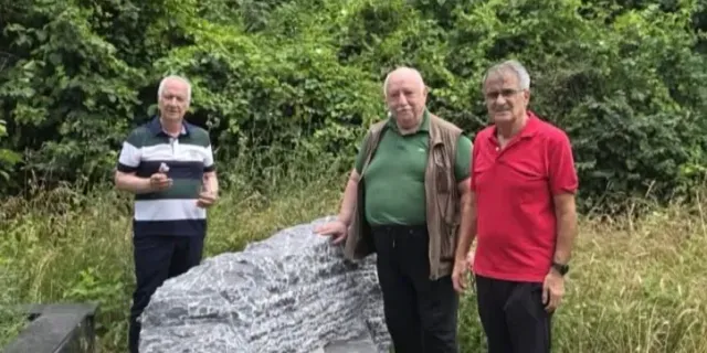 Şenol Güneş’ten Anlamlı Kabir Ziyareti