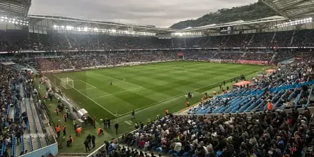 Salah’ın İmza Töreninde Açılacak Tribünler