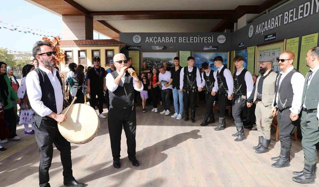 Trabzon Tanıtım Günleri’nde Akçaabat standına yoğun ilgi
