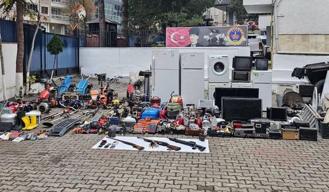 Trabzon’da 13 Evde Gerçekleşen Hırsızlık Olayı Çözüldü: Jandarma Suçluları Yakaladı