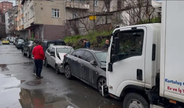 Beyoğlu’nda Kamyonet Dehşeti: 7 Araç Hasar Gördü