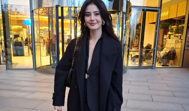 Helin Kandemir, Instagram'ın Güzellik Filtrelerini Kaldırma Kararını Destekledi: "Kendimiz Gibi Olmak Moda Olmalı"