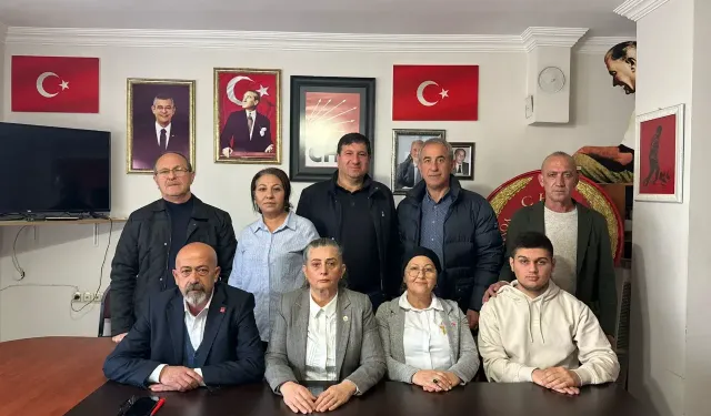 CHP’li Suiçmez’den 18 Yaş Altındaki Öğrencilerin Siyasi Kongreye Taşınmasına Sert Tepki