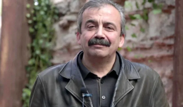 Sırrı Süreyya Önder: "Öcalan’ın PKK’yı feshetmesi için hiçbir şartı yok"