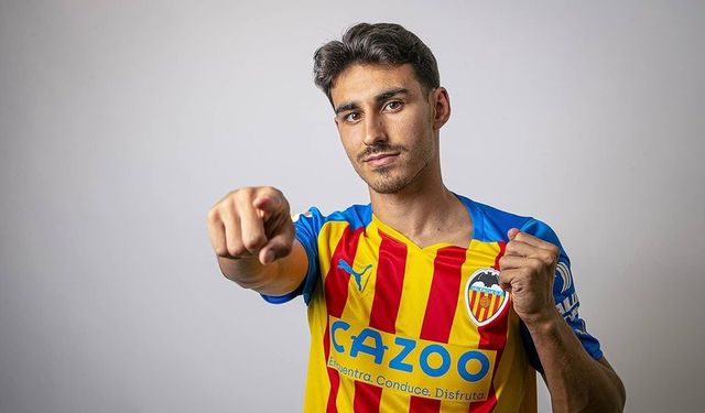 Trabzonspor Yıldız 10 Numaranın Transfer Görüşmelerinde Israrını Sürdürüyor