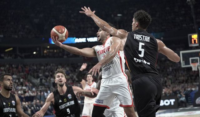 12 Dev Adam Avrupa İkincisi Oldu