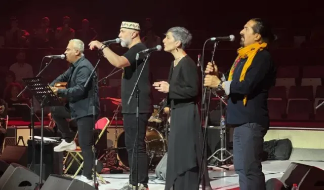 🎤 Koma Amed 30 Yıl Sonra Diyarbakır’da Sahne Aldı
