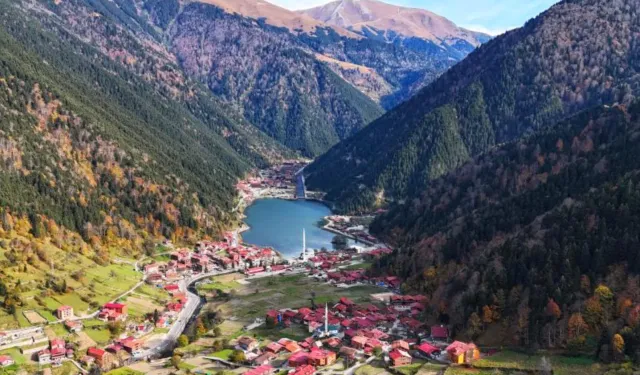 Uzungöl’de Sonbahar Renkleri Büyülüyor: Doğa Şöleni