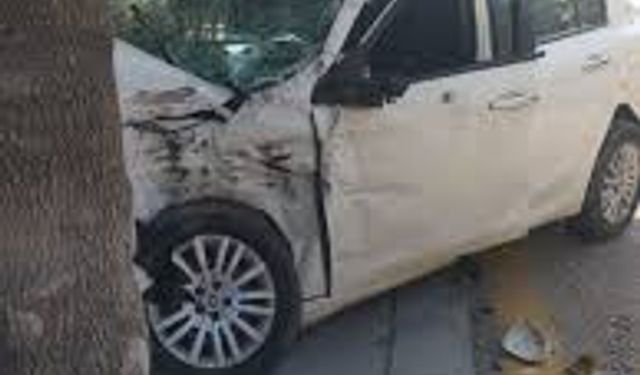 Beypazarı’nda 3 Araçlı Kaza: 2 Kişi Yaralandı