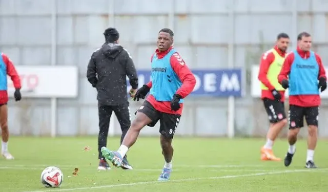 Sivasspor’da Luan Campos Krizi: Tesisleri Terk Etti