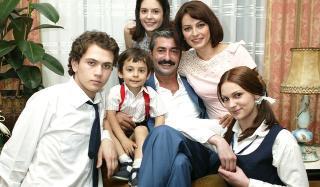 Emir Berke Zincidi 20 Yaşında Setlere Dönüyor