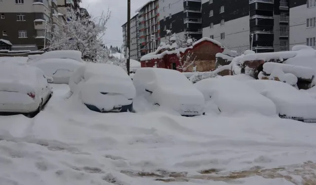 Artvin’de Taşımalı Eğitime 1 Gün Ara