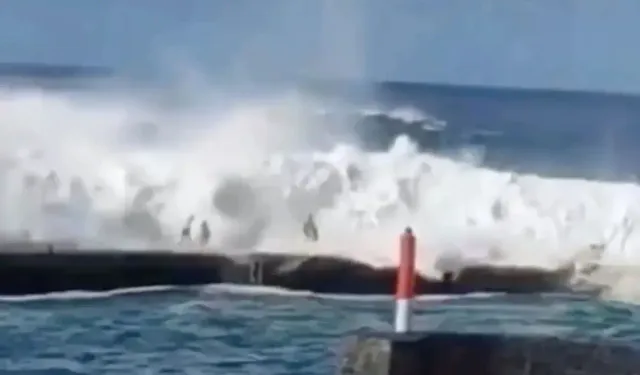 Tenerife’de Dev Dalgalar 3 TuristiYuttu