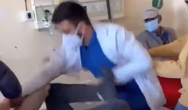 Doktor Hastasını Yatağa Uzandı Diye Dövdü