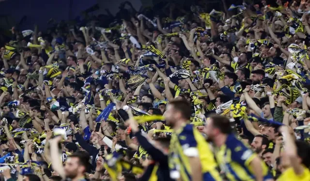 Fenerbahçe'de Ayrılık İki İsim Gidiyor