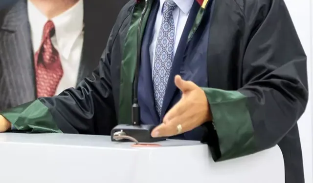 Öğretmenlerden Sonra Avukatlara Sosyal Medya Denetimi