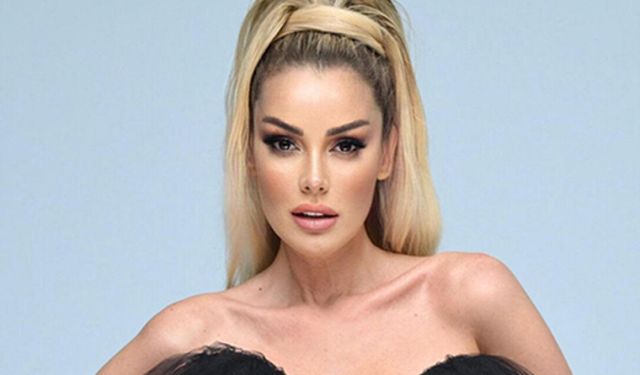 Petek Dinçöz Estetik Sonrası Makyajsız Poz Verdi