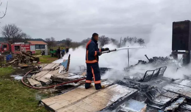 Keşan’da İki Köyde Ev Yangını: Yapılar Kullanılamaz