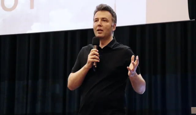 Mehmet Akif Ersoy Gözaltıyla Gündeme Oturdu