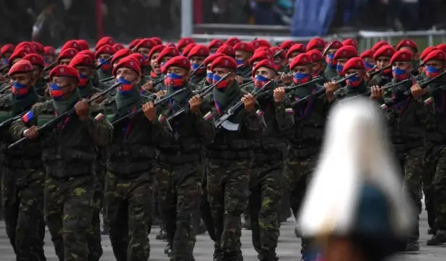 Venezuela Ordusuna 5 Bin 600 Yeni Asker Katıldı