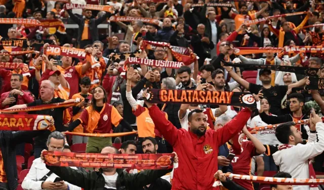Galatasaray’da Ayhan Akman Görevinden Ayrıldı