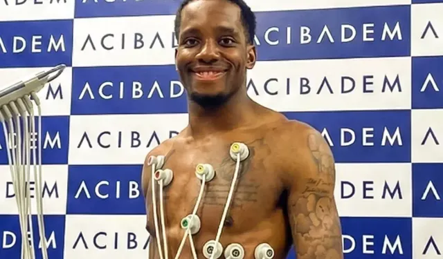 Adedire Mebude Çaykur Rizespor’a İmza Attı