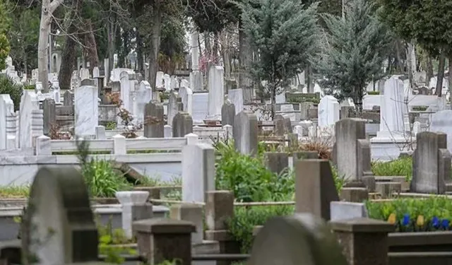 İzmir Mezarlıkta Binlerce Yasaklı Madde Bulundu