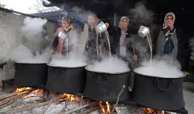 Para Etmeyen Ürünü Emekleriyke Kilosunu 300 TL'ye Sattılar